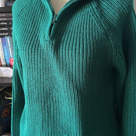 Love for humanity Size medium teal half zip sweater - Picture 4 of 5